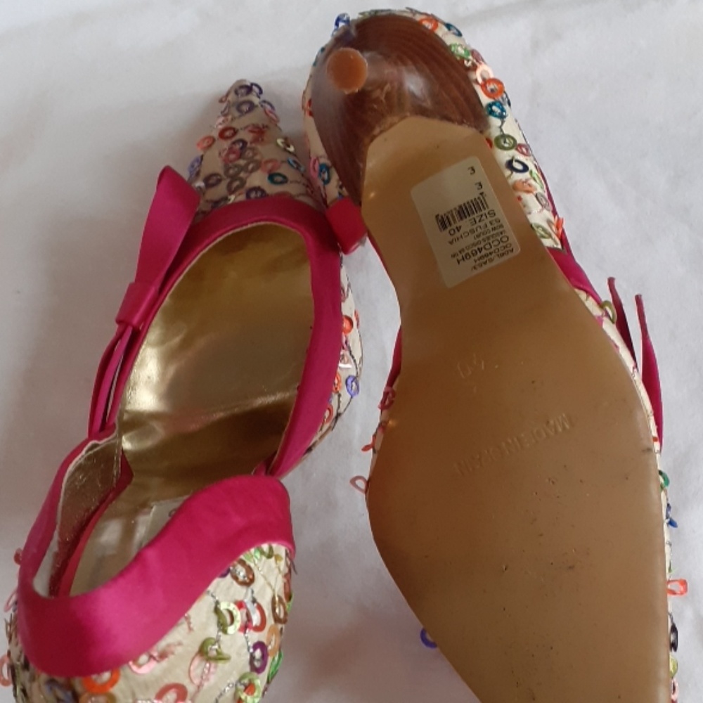 Shoes with a matching clutch